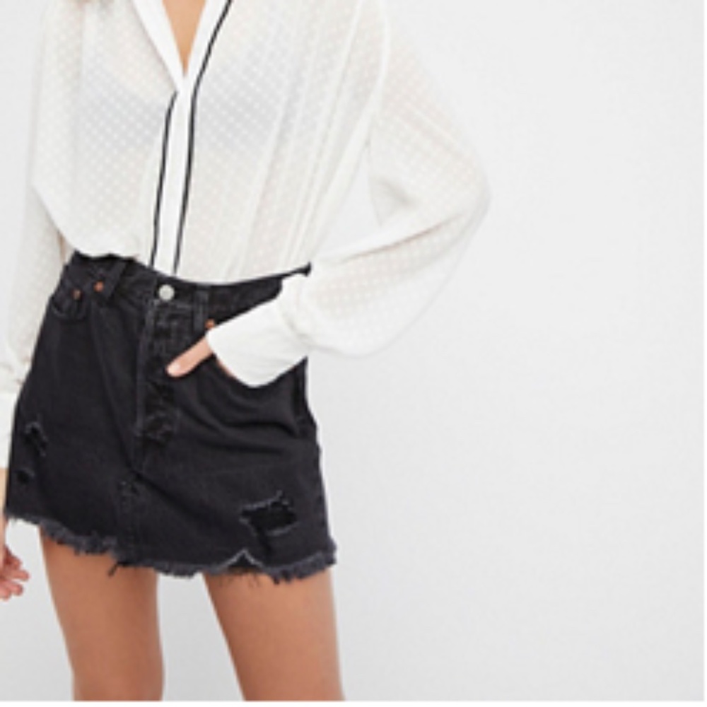 Levi's Deconstructed Denim Skirt - Size 28